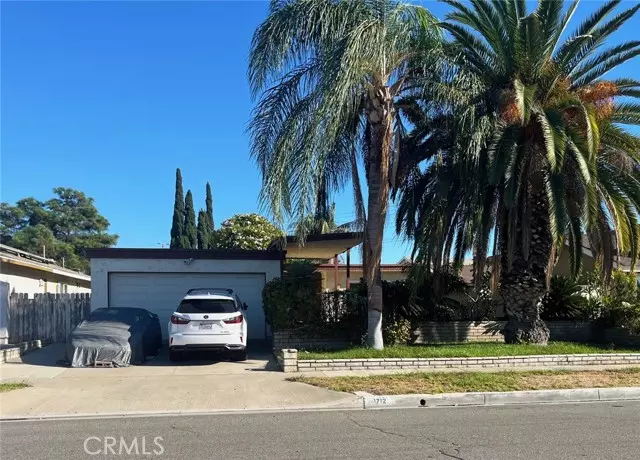 Anaheim, CA 92807,1712 N Glenview Avenue