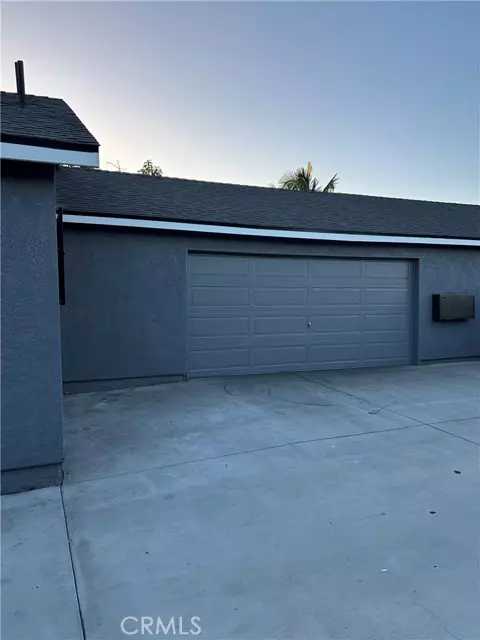 Long Beach, CA 90805,127 E 49th