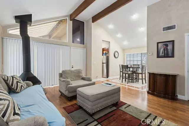 Paramount, CA 90723,16211 Downey Avenue #31