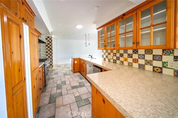 Newport Beach, CA 92660,2233 Heather Lane