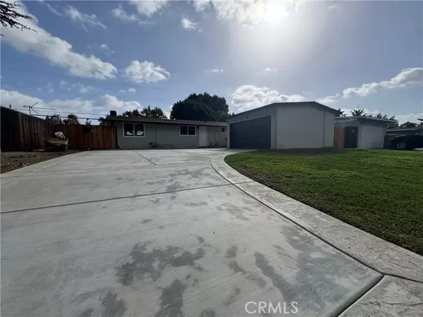 2100 Gregory, La Habra, CA 90631