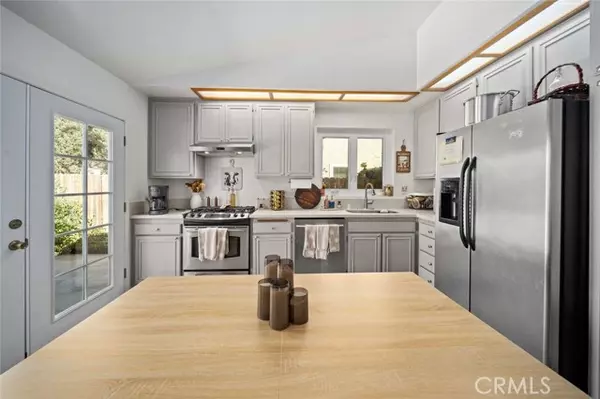 Rosamond, CA 93560,3331 Kellie