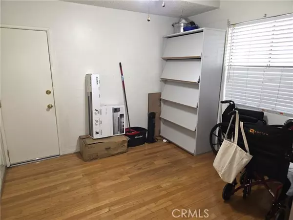 Downey, CA 90242,10251 Foster Road