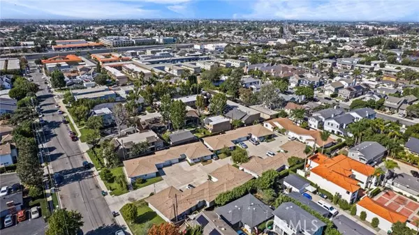 Costa Mesa, CA 92627,184 E 21st St