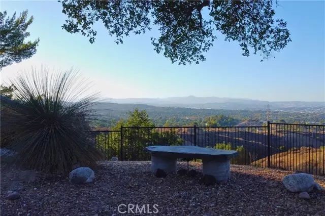 Newhall (santa Clarita), CA 91321,24114 Wildwood Canyon Road