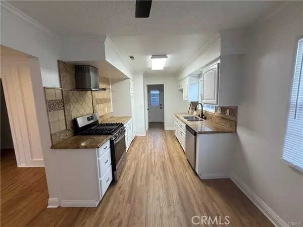 Glendora, CA 91740,1818 Deserta