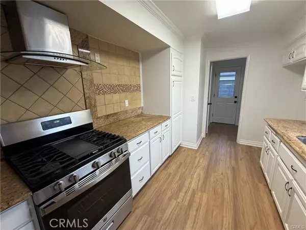 Glendora, CA 91740,1818 Deserta
