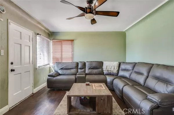 Los Angeles, CA 90022,6057 Hereford