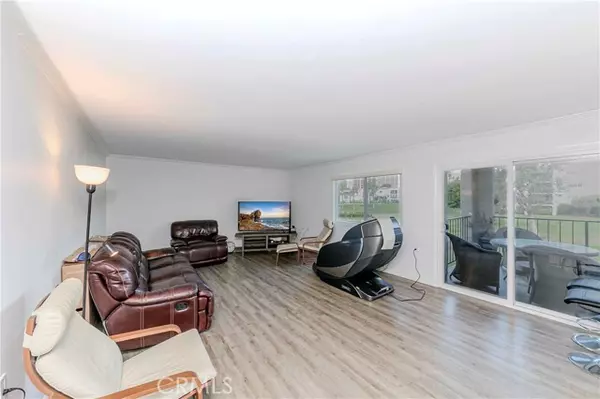 Laguna Woods, CA 92637,5519 Paseo Del Lago #1A