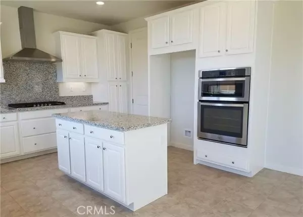 Yorba Linda, CA 92886,16981 Copperleaf Court