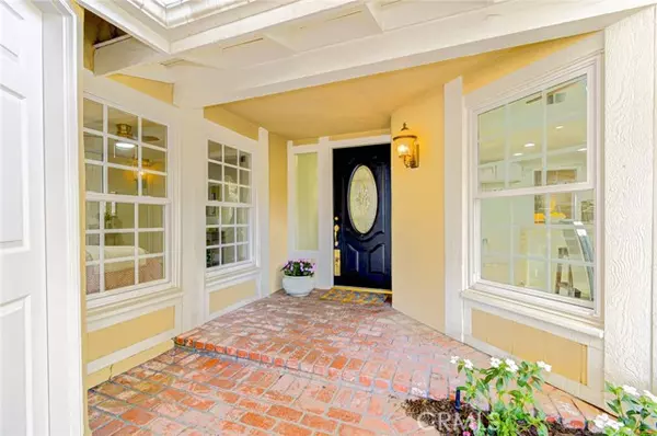Yorba Linda, CA 92887,6020 Via Santana