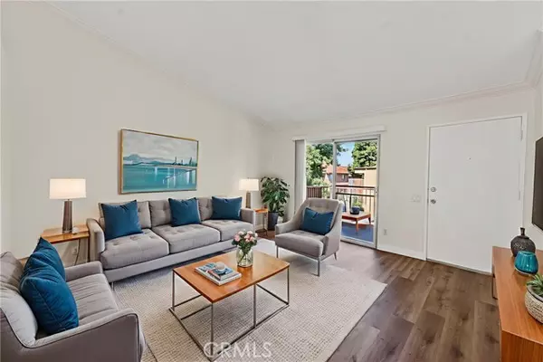 Corona, CA 92879,1015 Margarita #D202