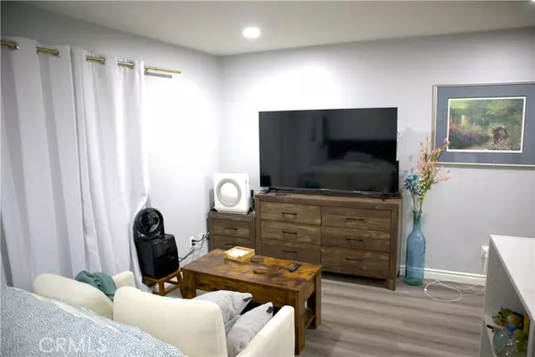 Long Beach, CA 90804,5585 E Pacific Coast