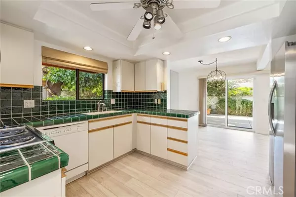 255 E Avenida Granada #211, Palm Springs, CA 92264