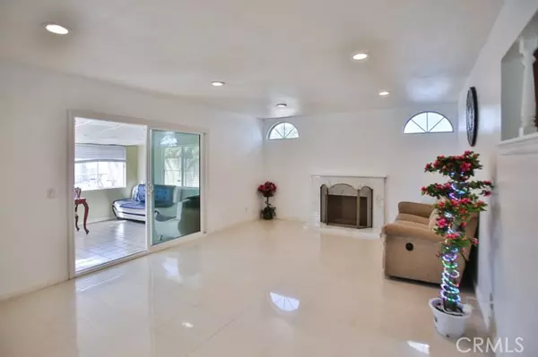 Fountain Valley, CA 92708,17475 Santa Lucia Street