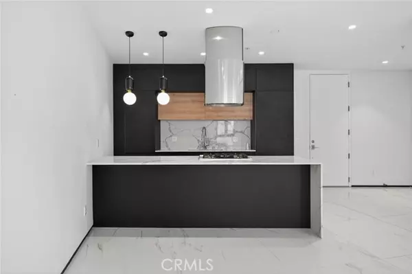 West Hollywood, CA 90069,1253 N Sweetzer #3