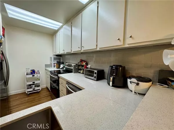 Long Beach, CA 90803,7202 Marina Pacifica