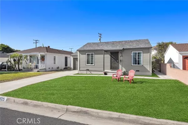 8925 Stamps, Downey, CA 90240