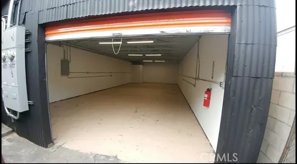 Los Angeles, CA 90058,1837 E Slauson Avenue