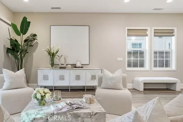 Huntington Beach, CA 92649,17301 Juniper Lane