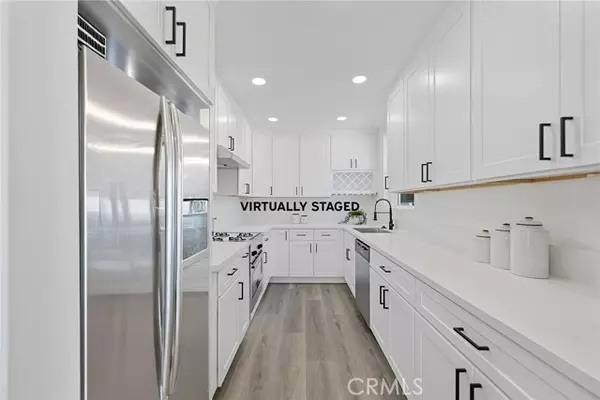 Carson, CA 90810,2616 E 220th