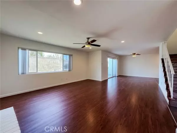 La Mirada, CA 90638,15956 Alicante