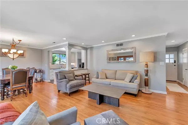 Long Beach, CA 90815,853 Stevely