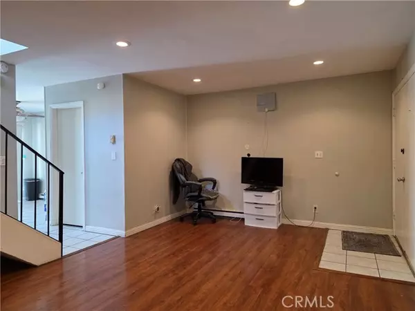 Stanton, CA 90680,11219 Hood