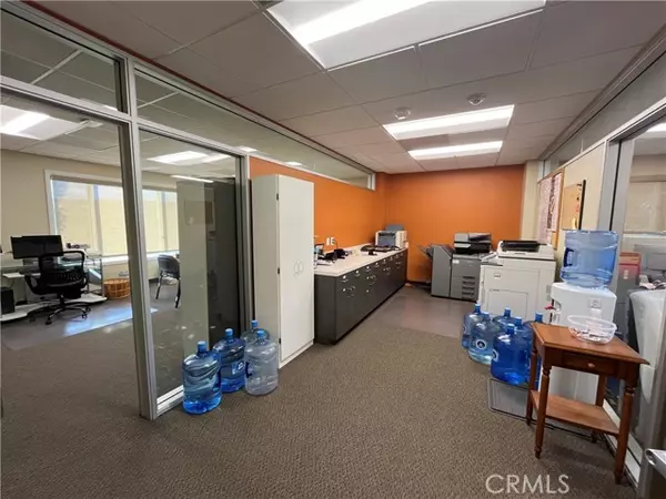 Fullerton, CA 92831,1231 E Chapman