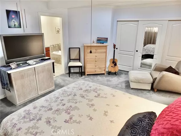 5275 E Mezzanine Way, Long Beach, CA 90808