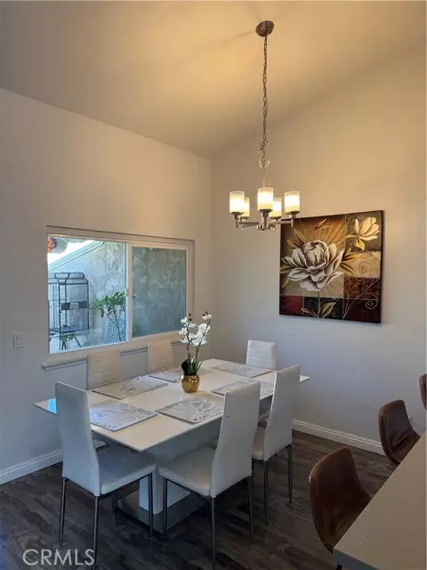 Santa Ana, CA 92703,3932 W 5th #202