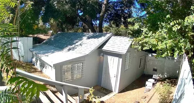 Agua Dulce, CA 91390,13111 Sierra Hwy