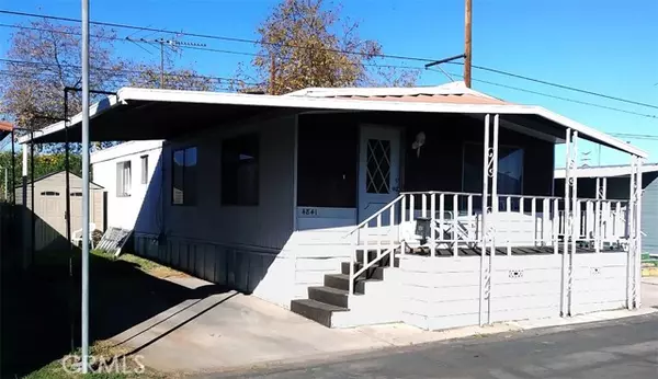 4841 Holly Ave, Long Beach, CA 90805