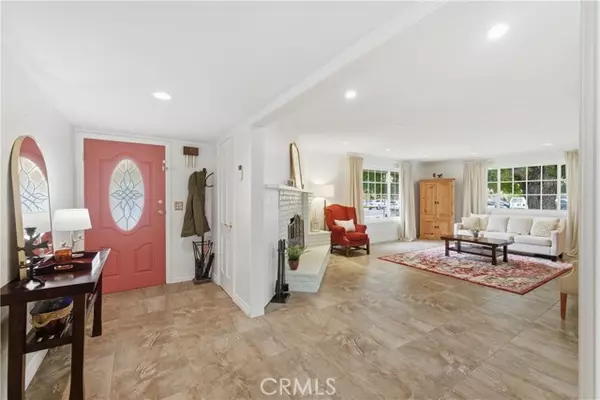 Anaheim, CA 92801,1201 W North