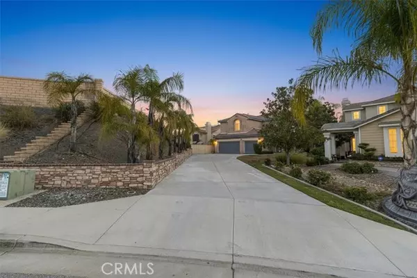 Lake Elsinore, CA 92532,23 Via Palmieki Court