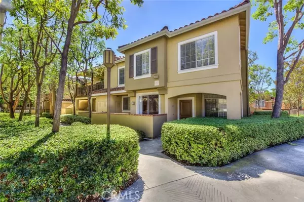 120 Gallery Way, Tustin, CA 92782