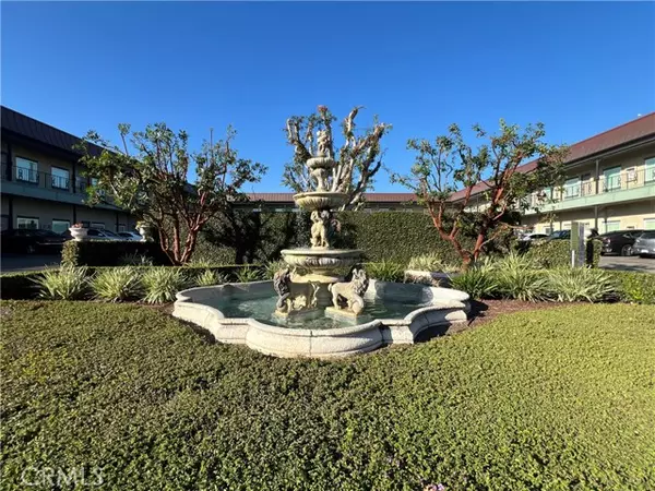 1913 E Seventeenth Street, Santa Ana, CA 92705