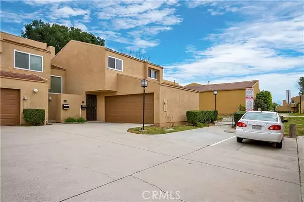 Yorba Linda, CA 92886,4778 Serrente