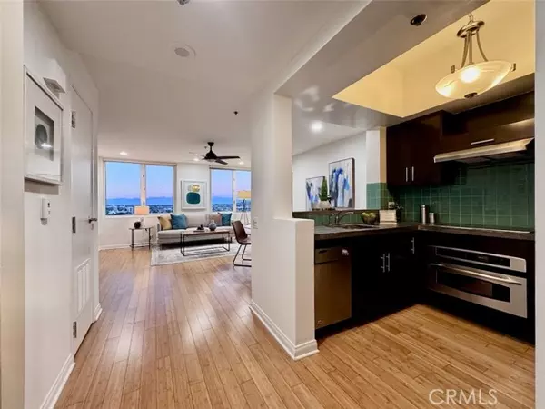 Long Beach, CA 90802,525 E Seaside Way #2202