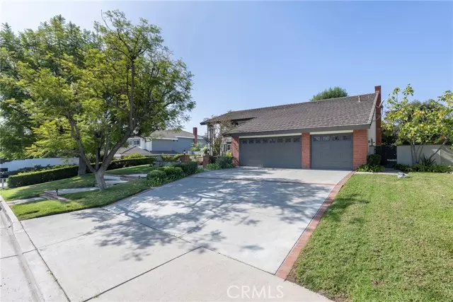 Yorba Linda, CA 92886,5151 Avenida De Amor