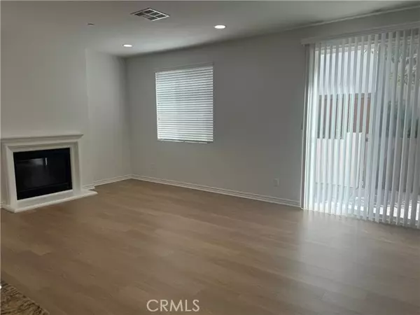 Yorba Linda, CA 92886,5036 Ruth Way