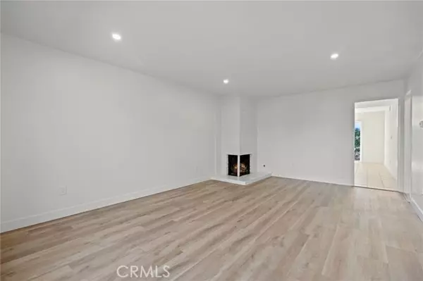 Fullerton, CA 92835,3131 Laurel Avenue #3