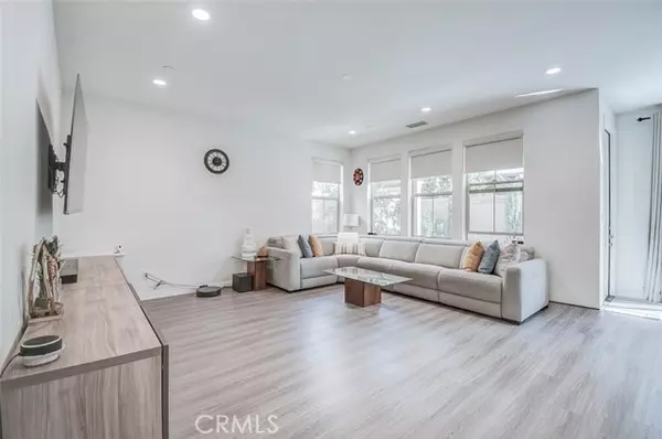 Irvine, CA 92618,128 Full Sun