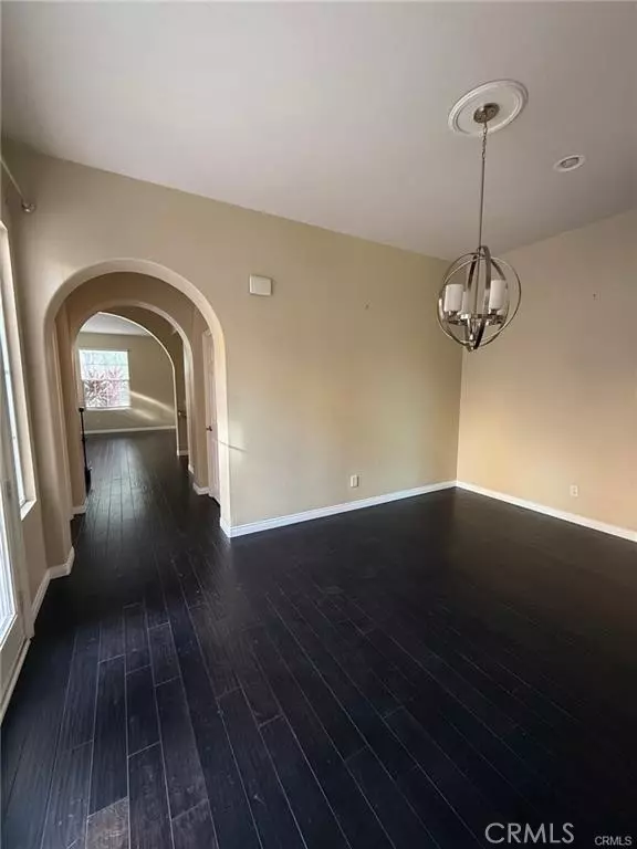 Irvine, CA 92602,64 Rockport