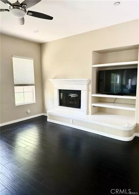 Irvine, CA 92602,64 Rockport