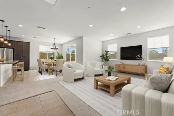 Anaheim, CA 92806,636 S Lakeshore Drive