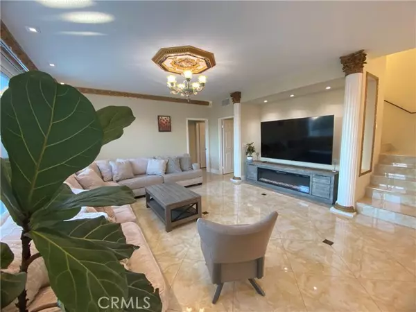 Corona, CA 92883,27658 Trailhead Court