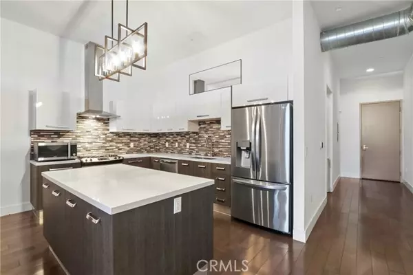 433 Pine Avenue #300, Long Beach, CA 90802