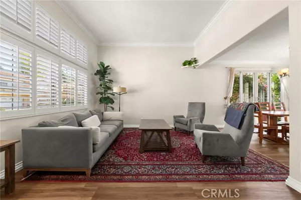 Tustin, CA 92782,2042 Seminole