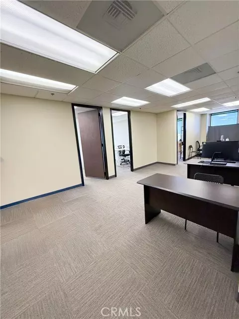 Anaheim, CA 92806,300 S Harbor Boulevard